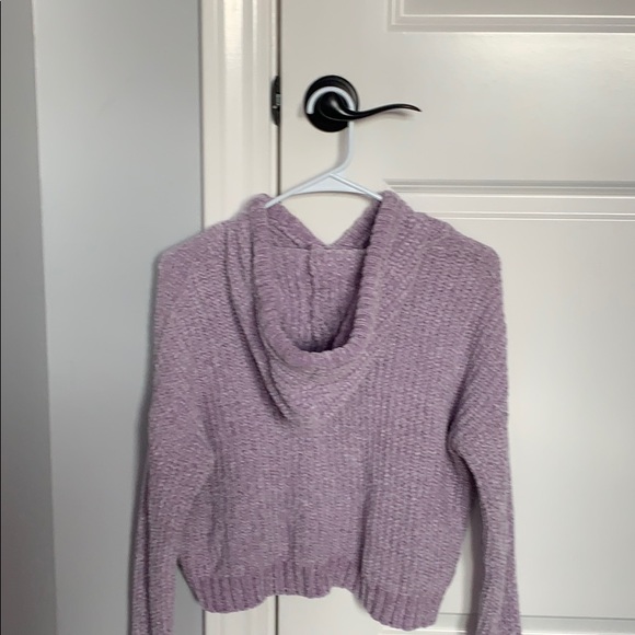Purple Cropped sweater - Picture 2 of 2